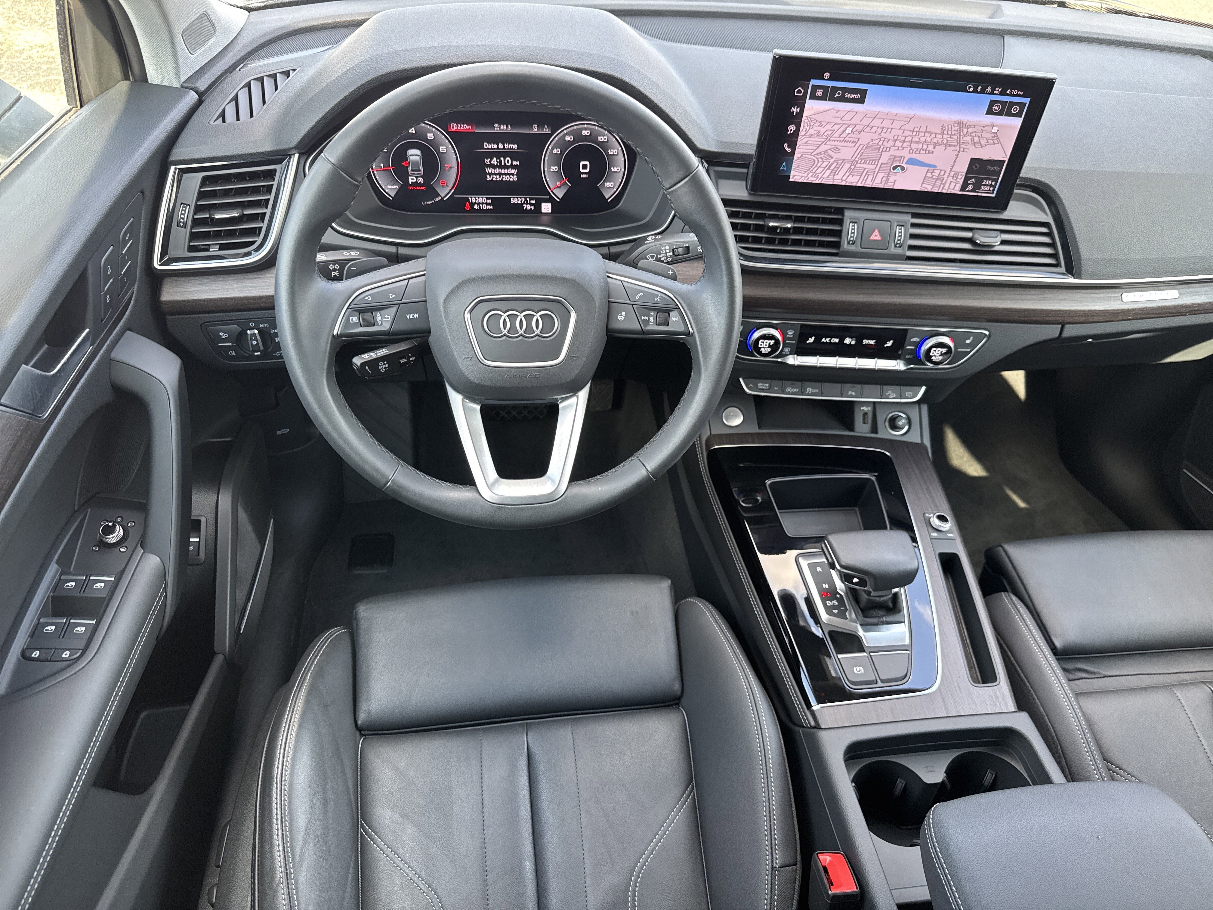 Used 2024 Audi Q5 2.0T Premium Plus w/ Premium Plus Package AWD/4WD image 7