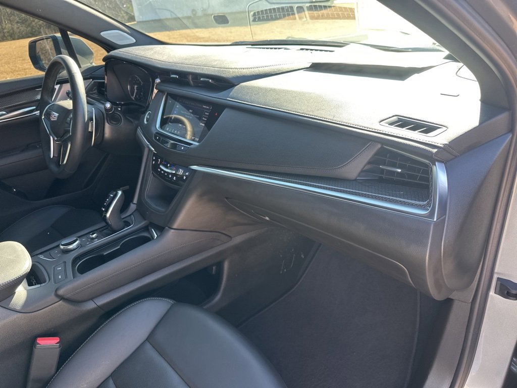 Certified 2025 Cadillac XT5 Sportv image 50