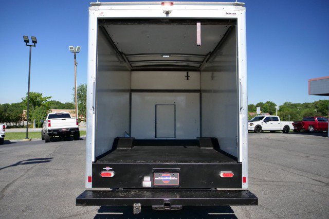 Used 2021 Chevrolet Express 3500 w/ Power Convenience Package RWD image 18