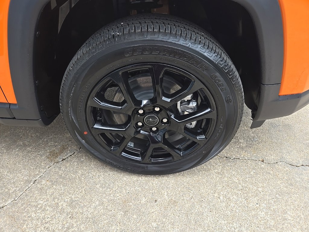 New 2026 Jeep Compass Latitude AWD/4WD image 24