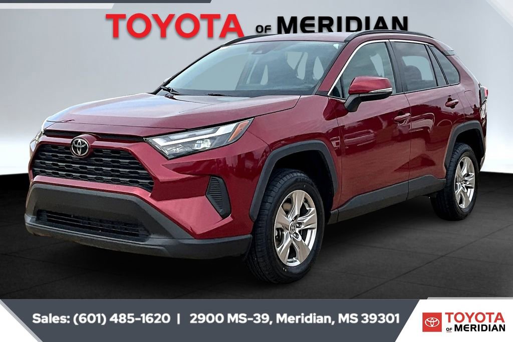 Used 2022 Toyota RAV4 XLE image 10