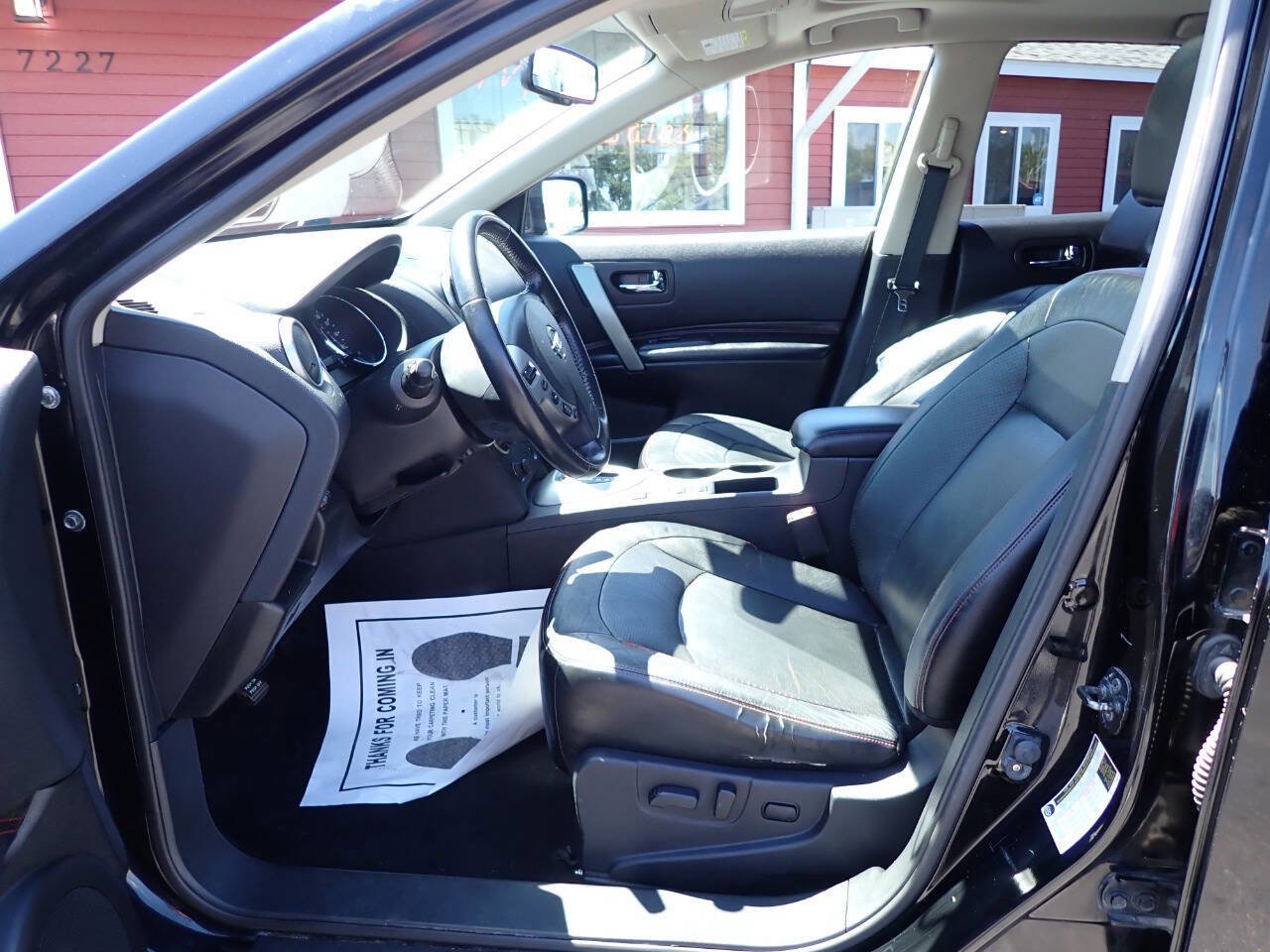 Used 2012 Nissan Rogue SL AWD/4WD image 8