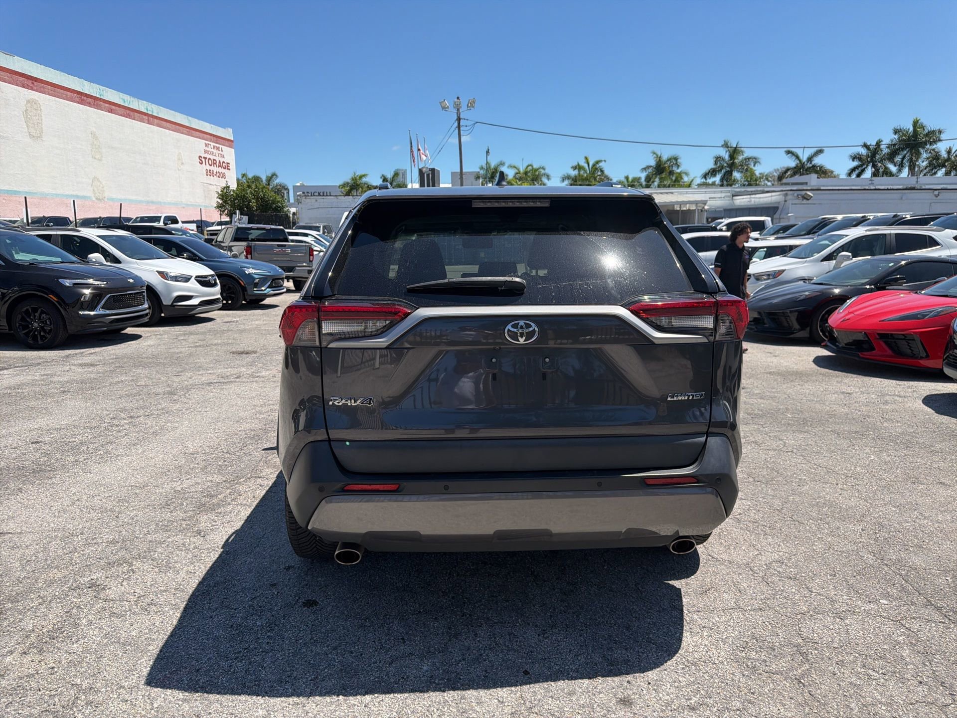 Used 2019 Toyota RAV4 Limited FWD image 5