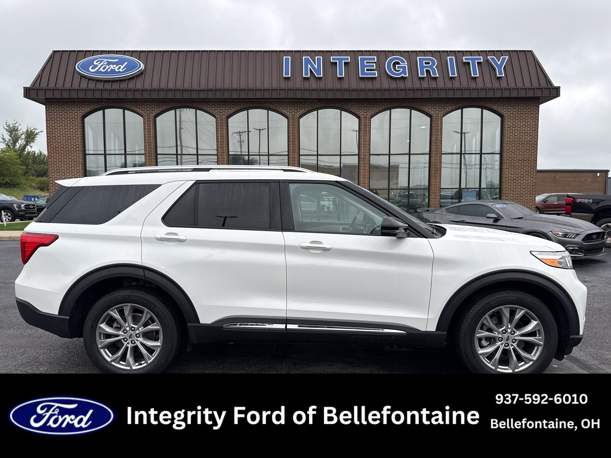 Used 2023 Ford Explorer Limited w/ Limited Technology Package AWD/4WD image 1