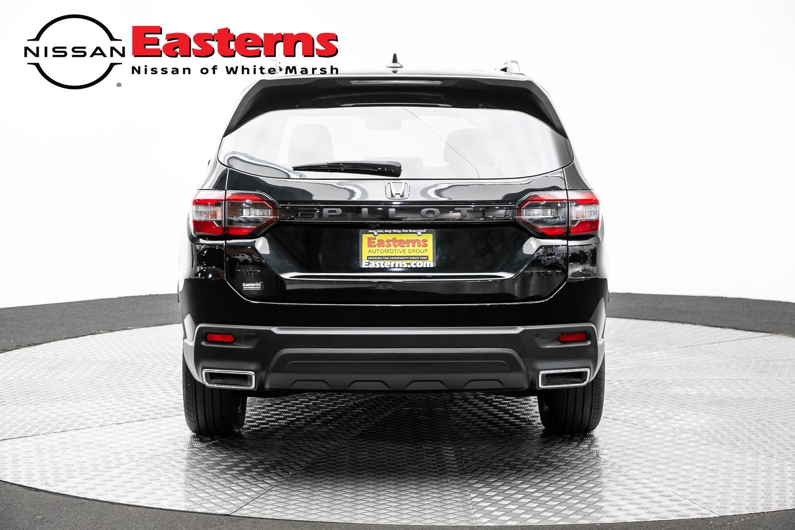 Used 2023 Honda Pilot Sport image 6