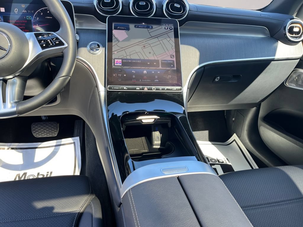 Used 2023 Mercedes-Benz GLC 300 4MATIC image 11