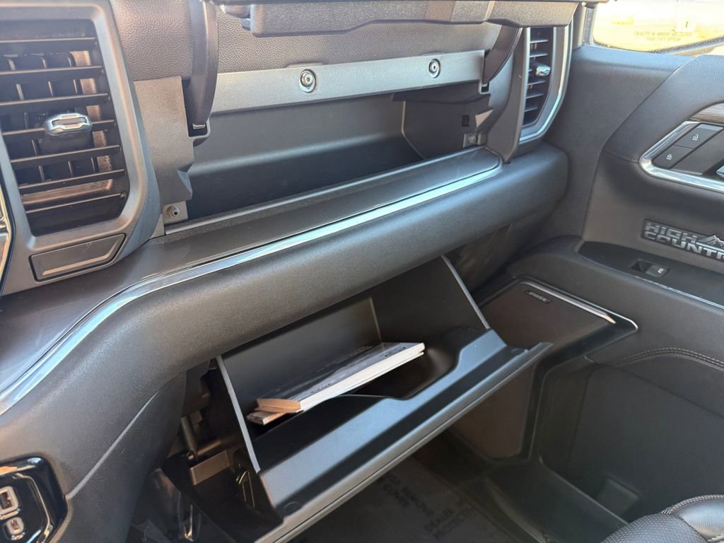 Certified 2023 Chevrolet Silverado 1500 High Country w/ High Country Premium Package image 23