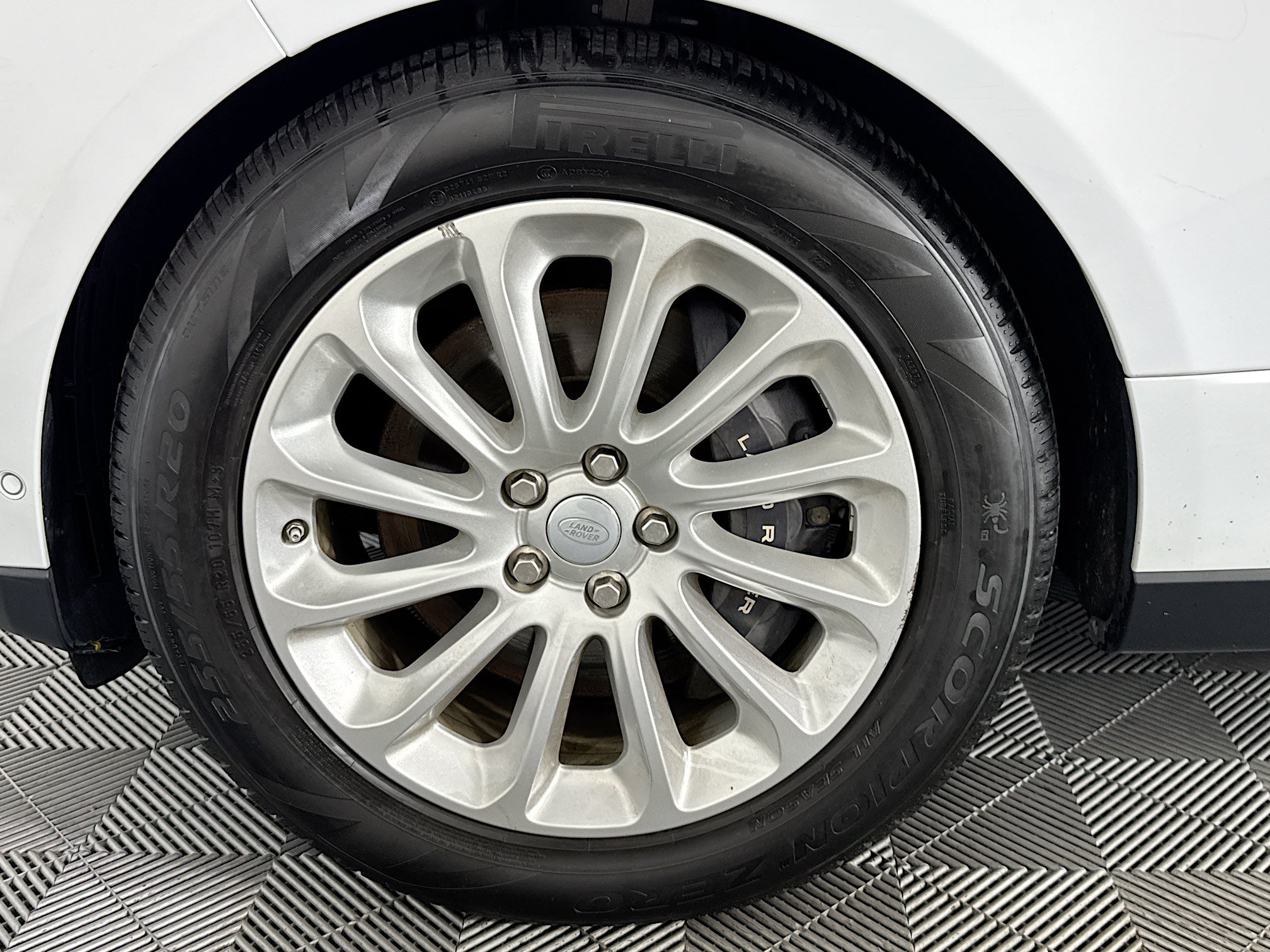 Used 2019 Land Rover Range Rover HSE AWD/4WD image 36