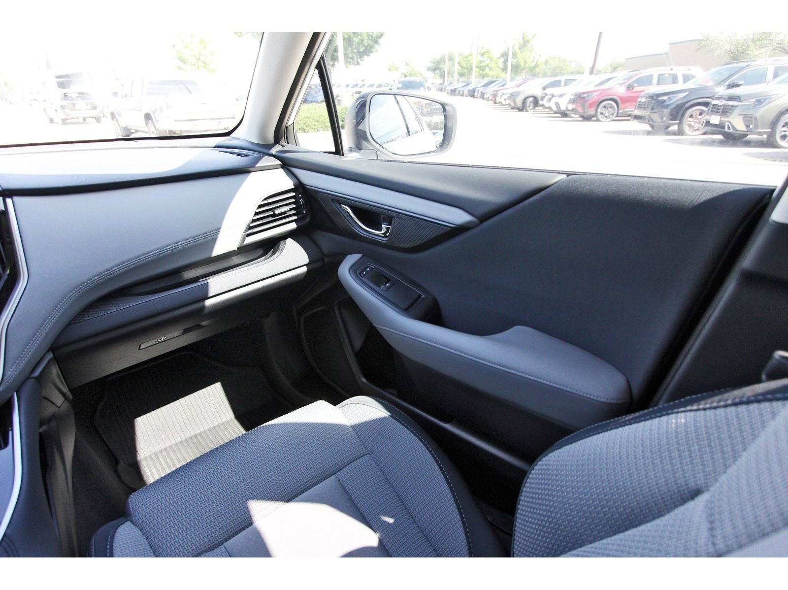 Certified 2025 Subaru Outback Premium image 10