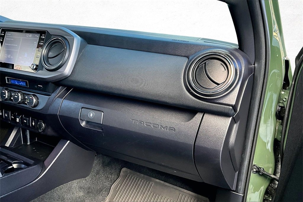 Certified 2021 Toyota Tacoma TRD Off-Road image 24