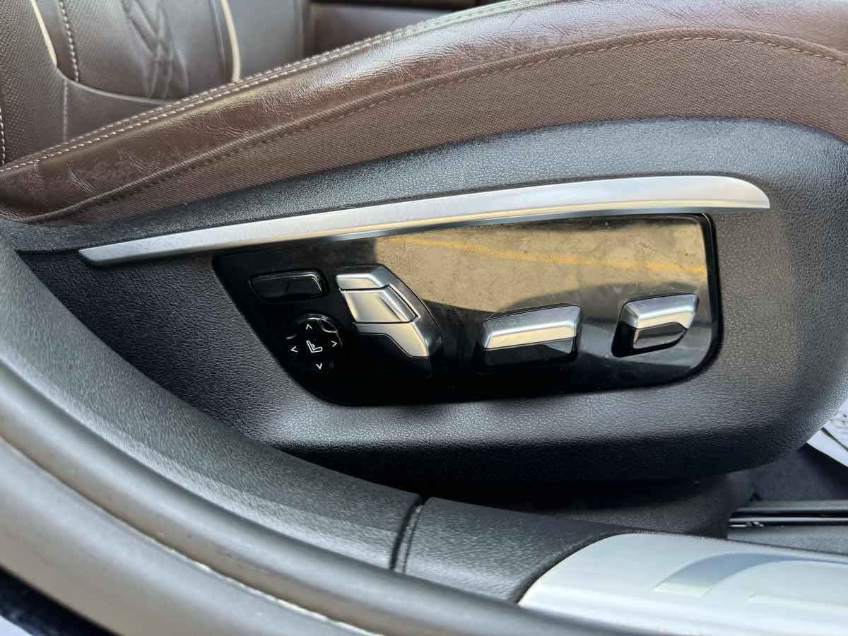 Used 2016 BMW 750i xDrive AWD/4WD image 33