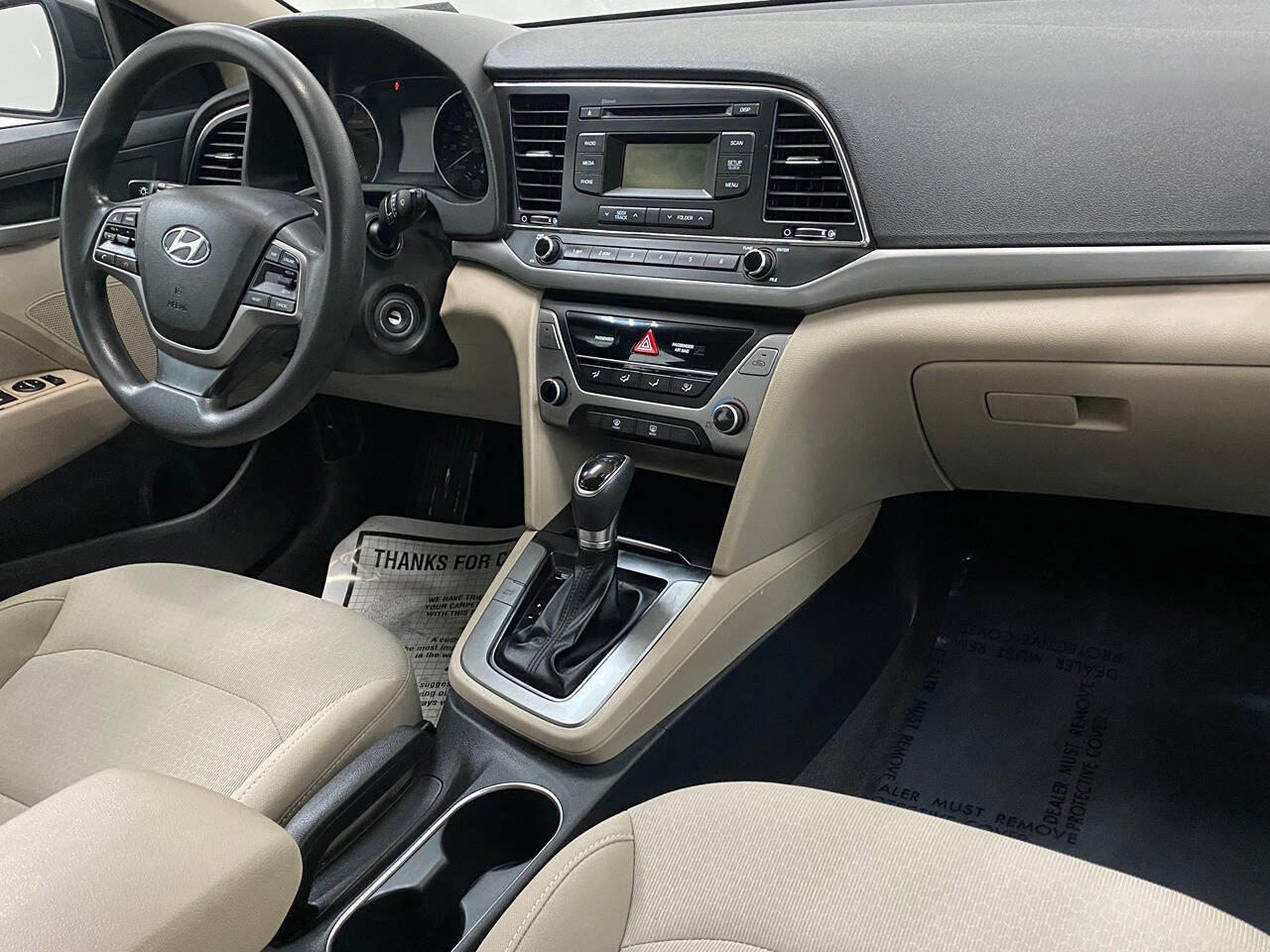 Used 2018 Hyundai Elantra SE w/ Winter Weather Package FWD image 11