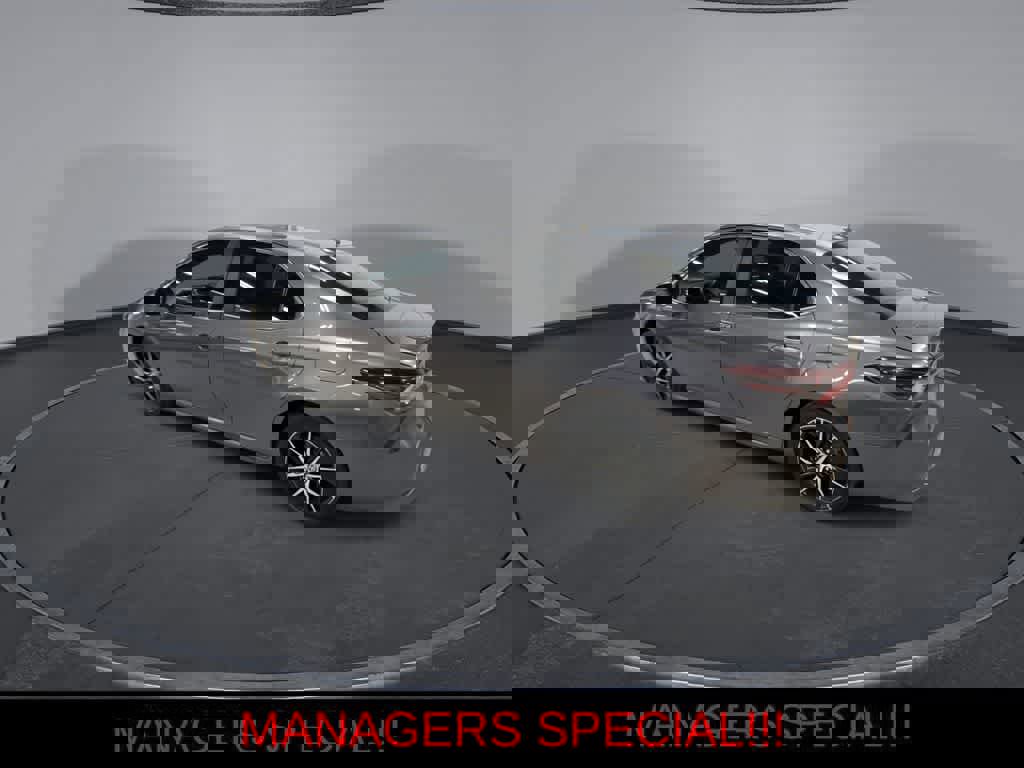 Used 2023 Toyota Camry SE image 6