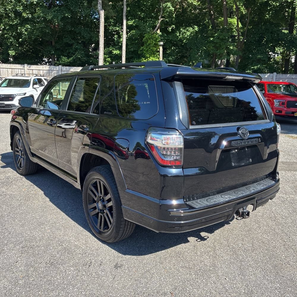 Used 2019 Toyota 4Runner Limited AWD/4WD image 6