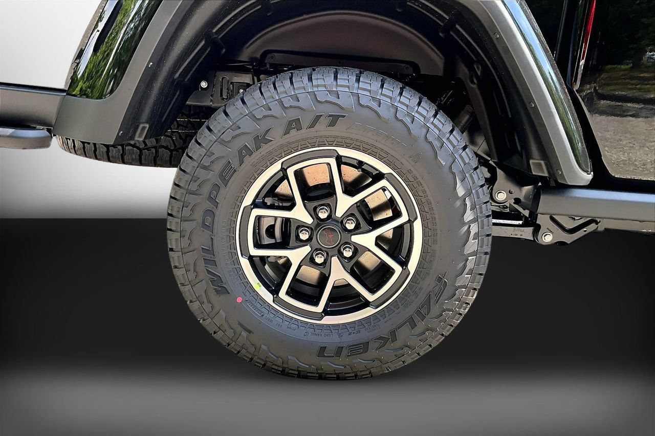 New 2026 Jeep Gladiator Rubicon AWD/4WD image 32