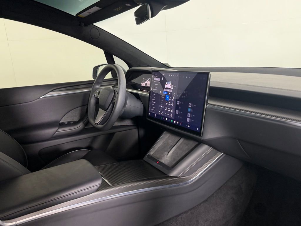 Used 2023 Tesla Model X Plaid image 31
