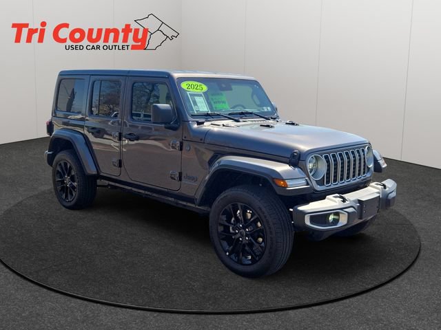 Used 2025 Jeep Wrangler Unlimited Sahara w/ Safety Group