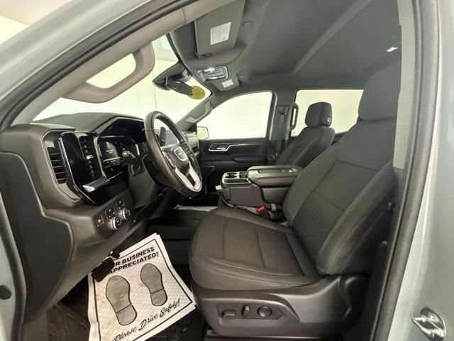 Used 2024 GMC Sierra 1500 Elevation AWD/4WD image 2