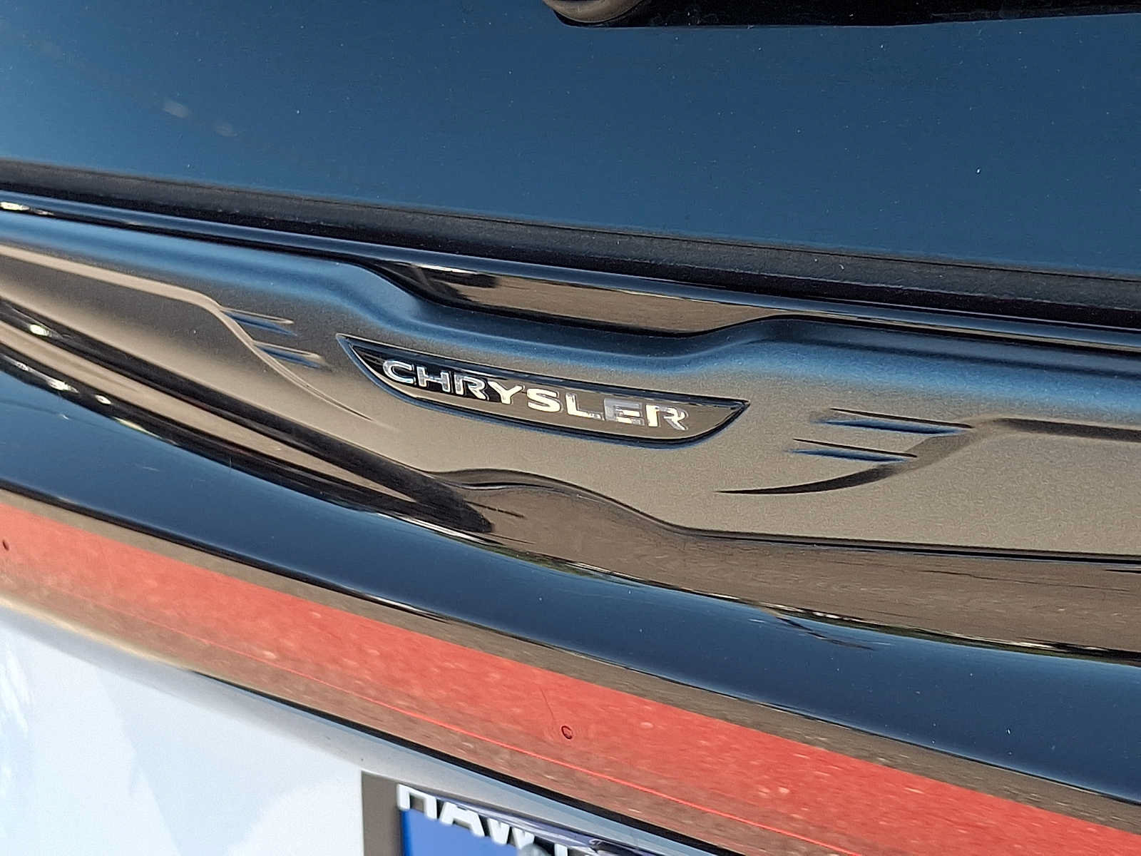 Used 2025 Chrysler Pacifica Limited FWD image 30