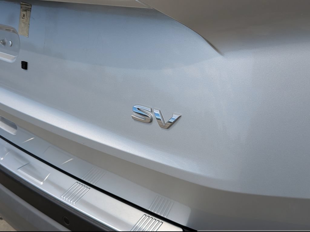 Used 2021 Nissan Rogue SV FWD image 12