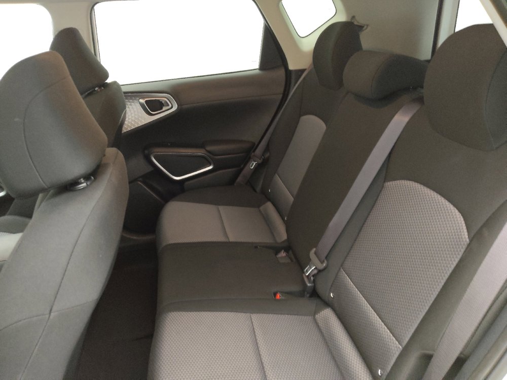 Used 2024 Kia Soul LX w/ Option Group 015 image 18