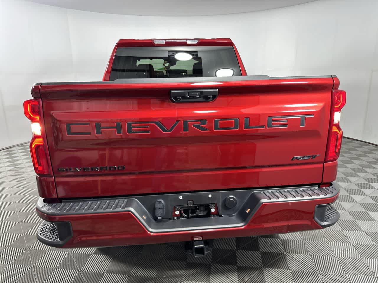Used 2025 Chevrolet Silverado 1500 RST w/ LPO, Dark Essentials Package AWD/4WD image 7