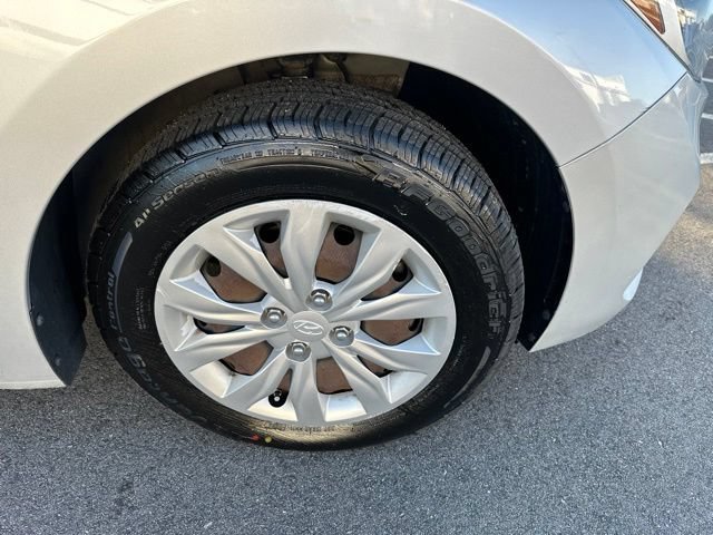 Used 2020 Hyundai Accent SE FWD image 9