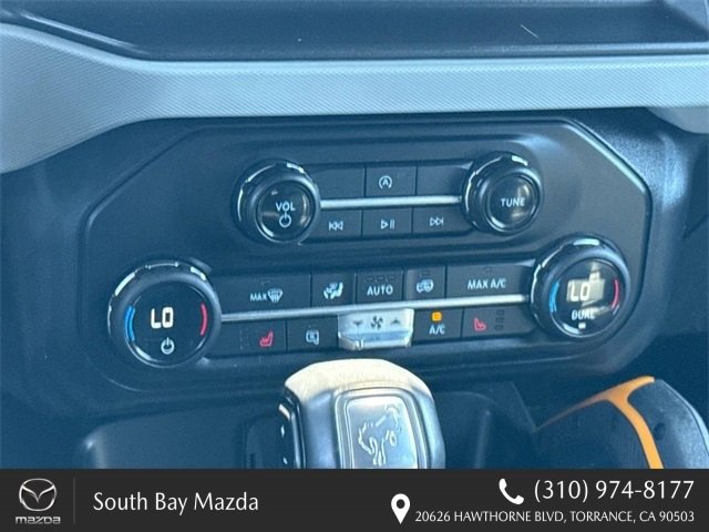 Used 2021 Ford Bronco Badlands image 16