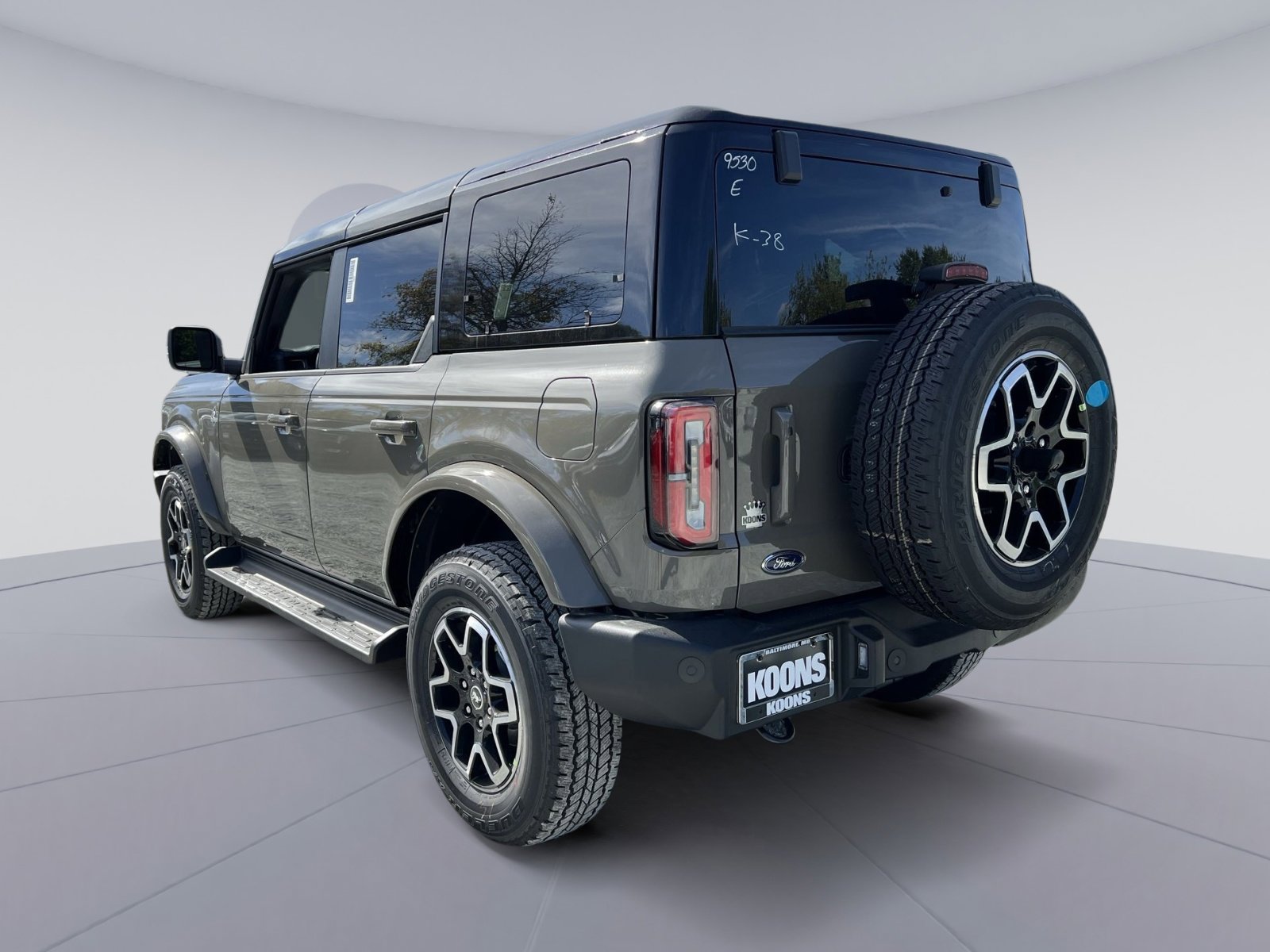 New 2025 Ford Bronco Outer Banks image 4
