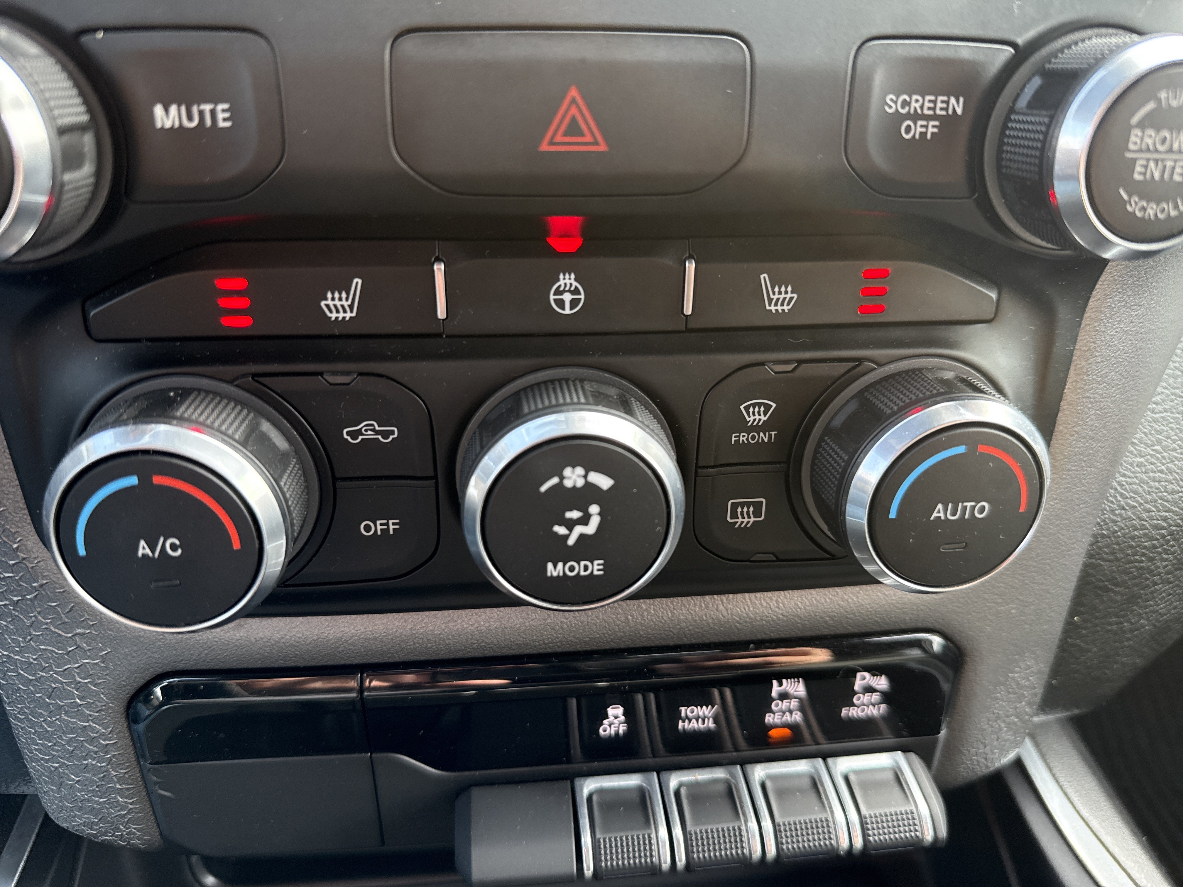 Used 2021 RAM 1500 Big Horn AWD/4WD image 27