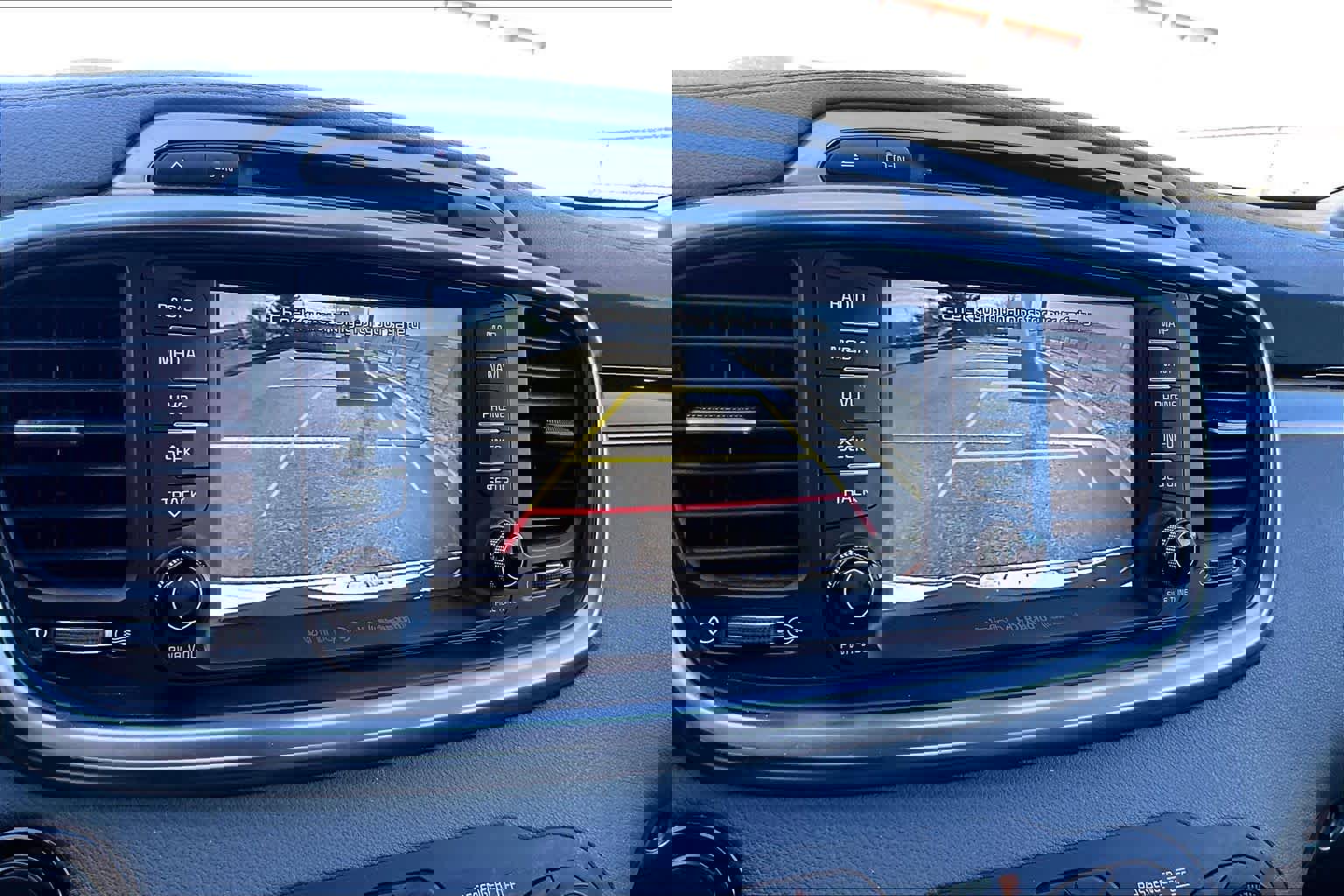 Used 2017 Kia Sorento SX image 26