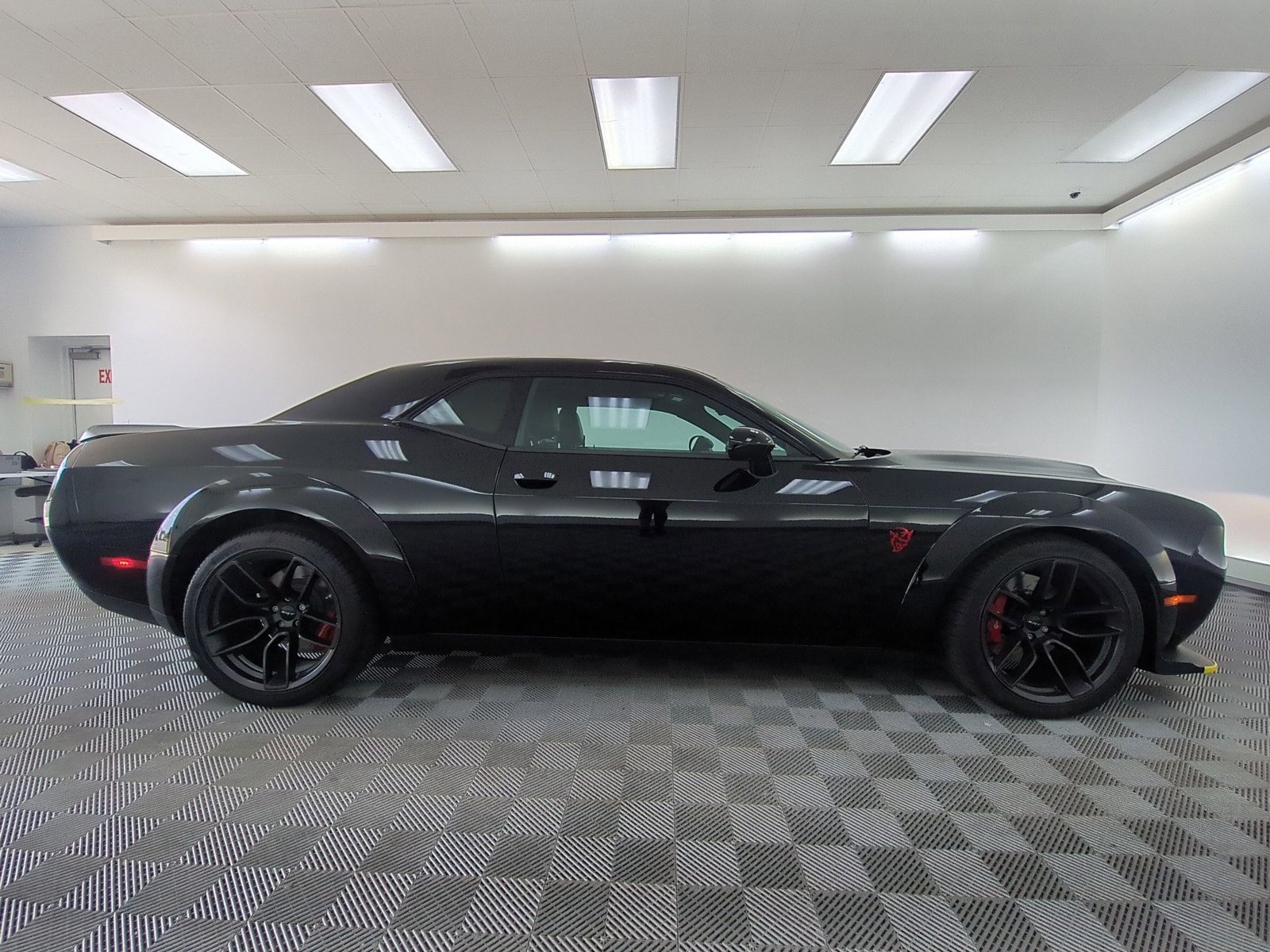 Used 2018 Dodge Challenger SRT Demon RWD image 8