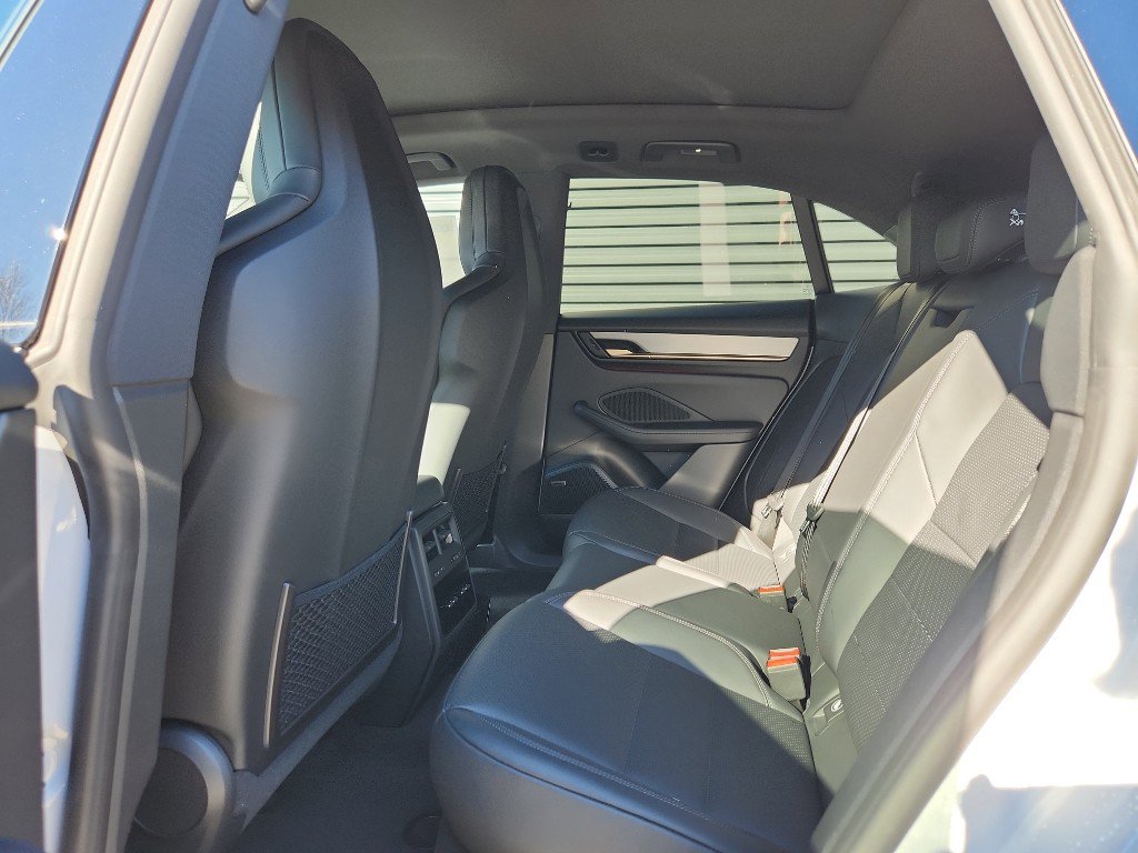 New 2026 Porsche Macan 4S Electric image 43