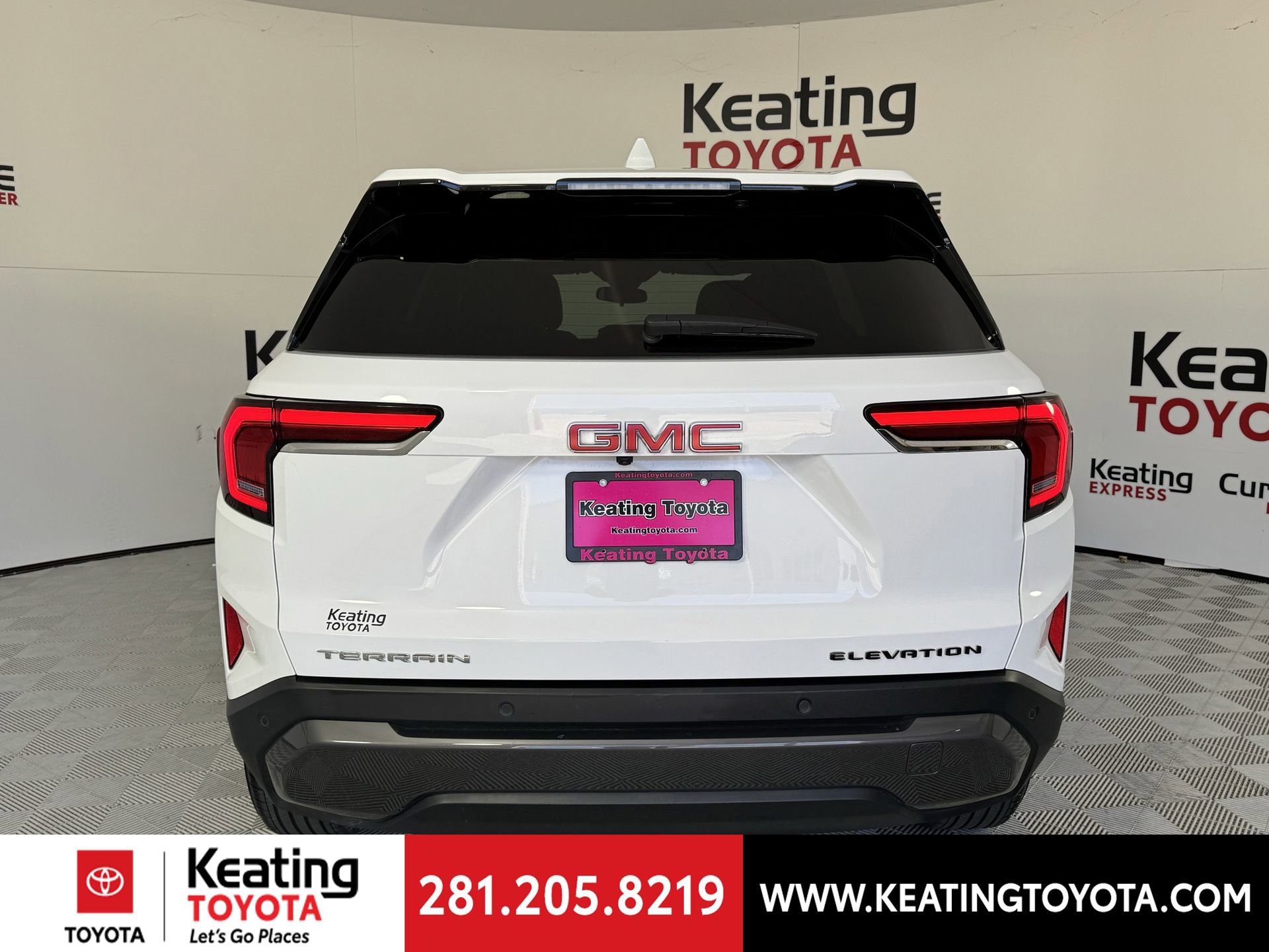 Used 2025 GMC Terrain Elevation FWD image 6