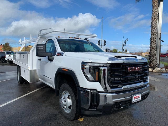 New 2026 GMC Sierra 3500 Pro w/ Convenience Package RWD image 4