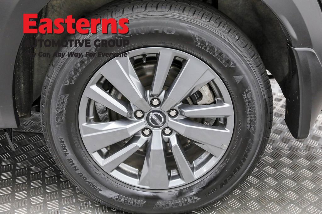 Used 2024 Nissan Pathfinder S image 34