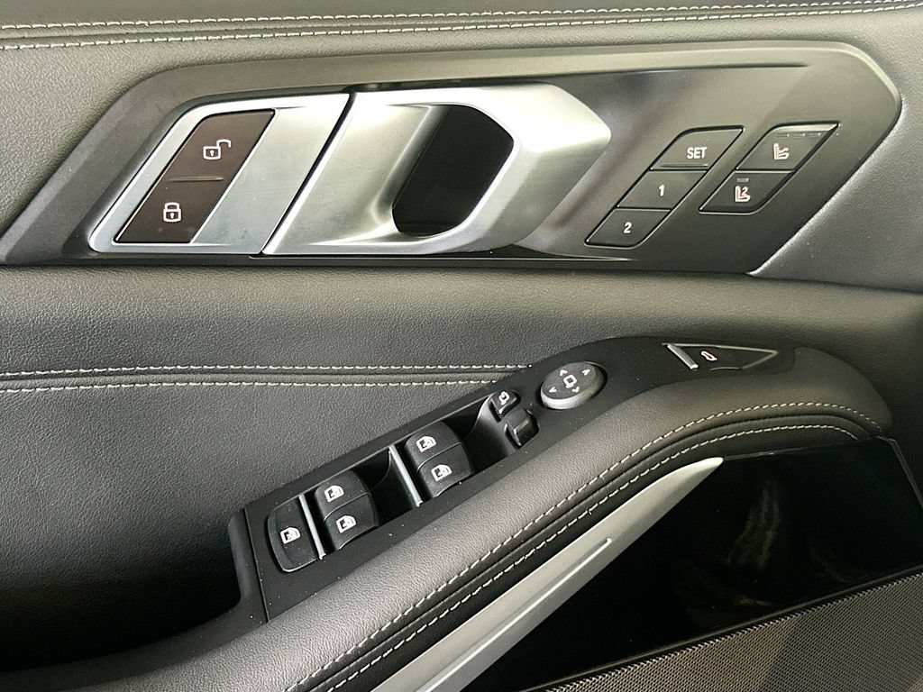 Used 2024 BMW X5 M60i w/ Executive Package AWD/4WD image 18