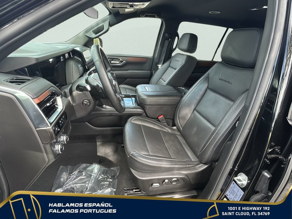 Certified 2025 GMC Yukon XL Denali AWD/4WD image 14