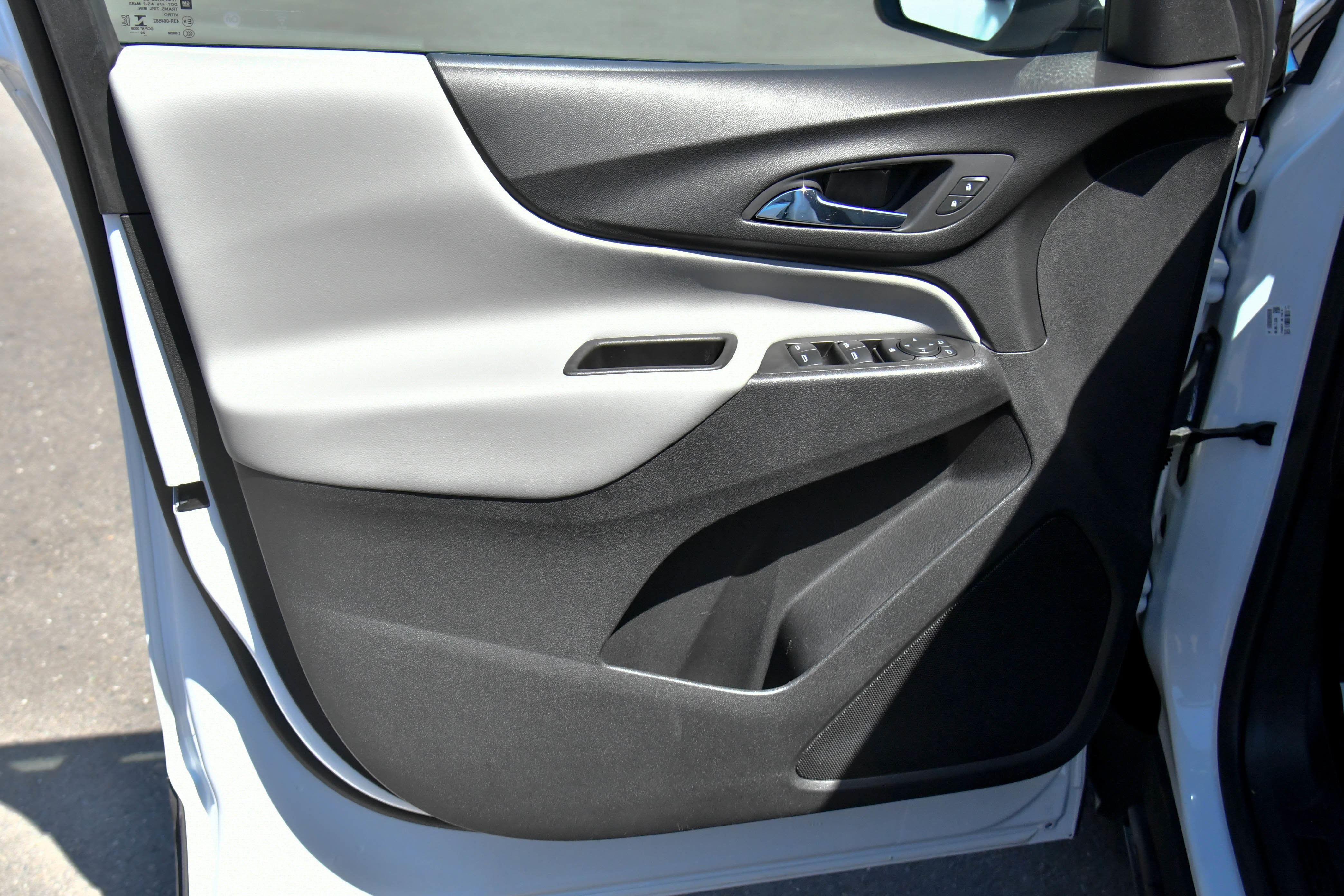 Used 2020 Chevrolet Equinox LT AWD/4WD image 13
