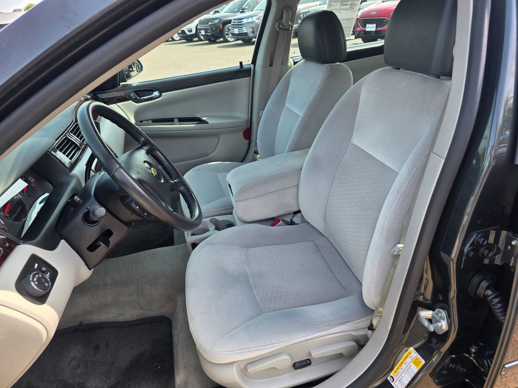 Used 2012 Chevrolet Impala LT FWD image 4