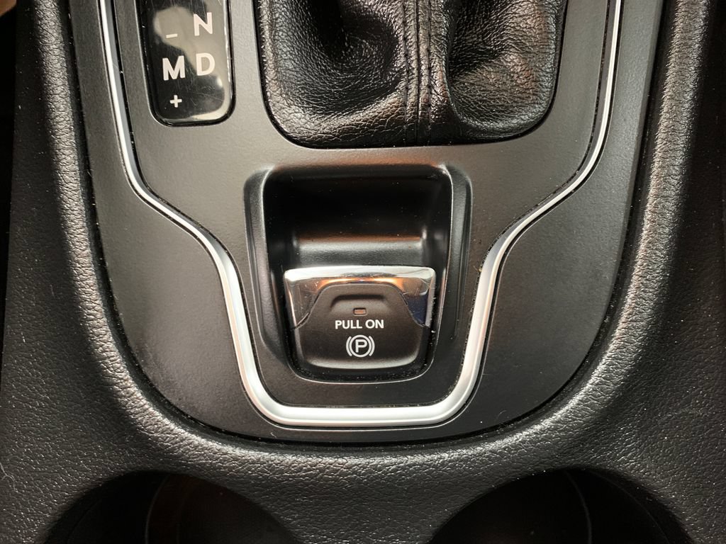 Used 2021 Jeep Cherokee Latitude Lux AWD/4WD image 32
