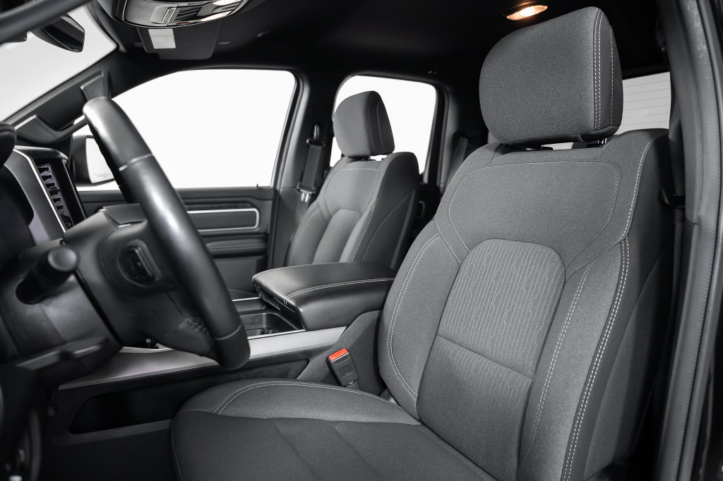Used 2023 RAM 1500 Big Horn AWD/4WD image 22