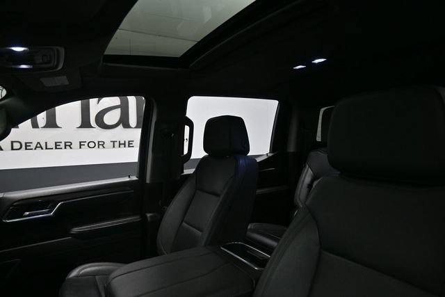 Used 2025 Chevrolet Silverado 1500 LTZ AWD/4WD image 17