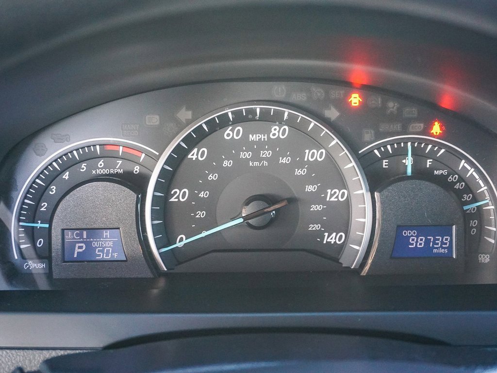 Used 2012 Toyota Camry LE image 22