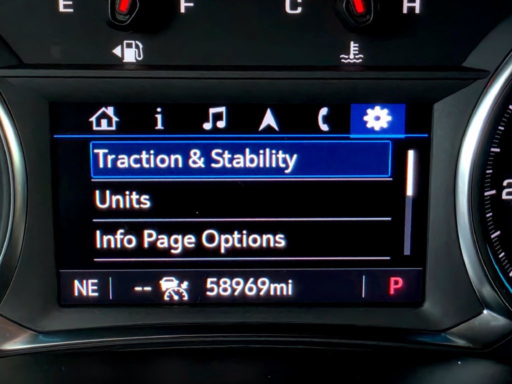 Used 2023 Chevrolet Traverse LT w/ LT Premium Package AWD/4WD image 43