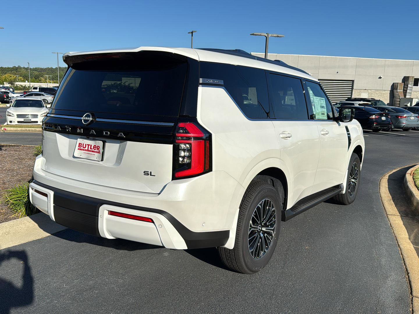 New 2026 Nissan Armada SL image 5