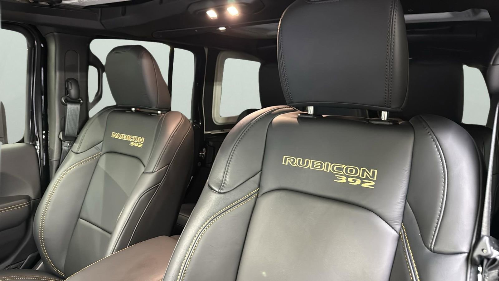 Used 2025 Jeep Wrangler Unlimited Rubicon 392 image 10