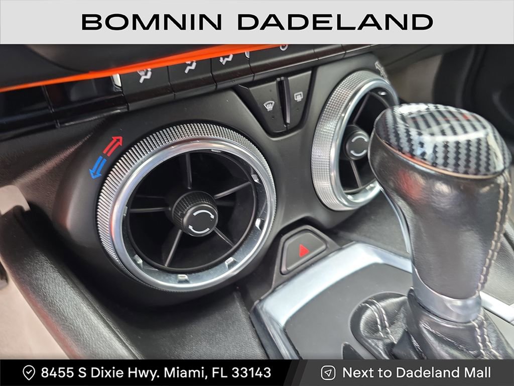 Used 2021 Chevrolet Camaro LT image 21