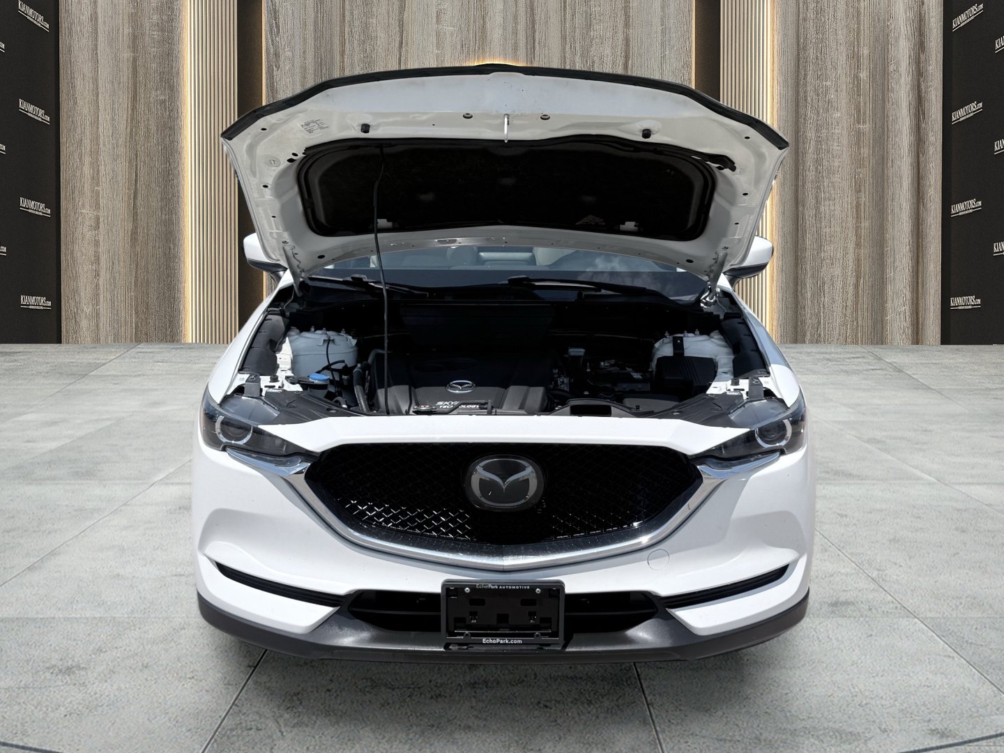 Used 2018 MAZDA CX-5 Touring w/ Preferred Equipment Package FWD image 14