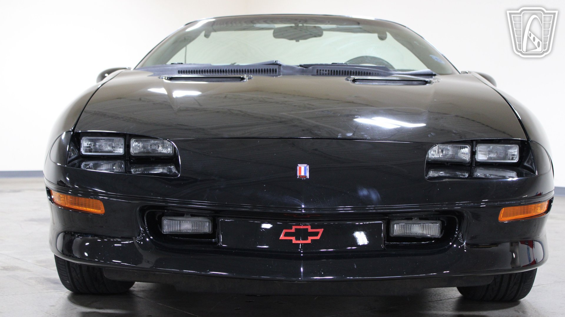 Used 1995 Chevrolet Camaro Z28 RWD image 3